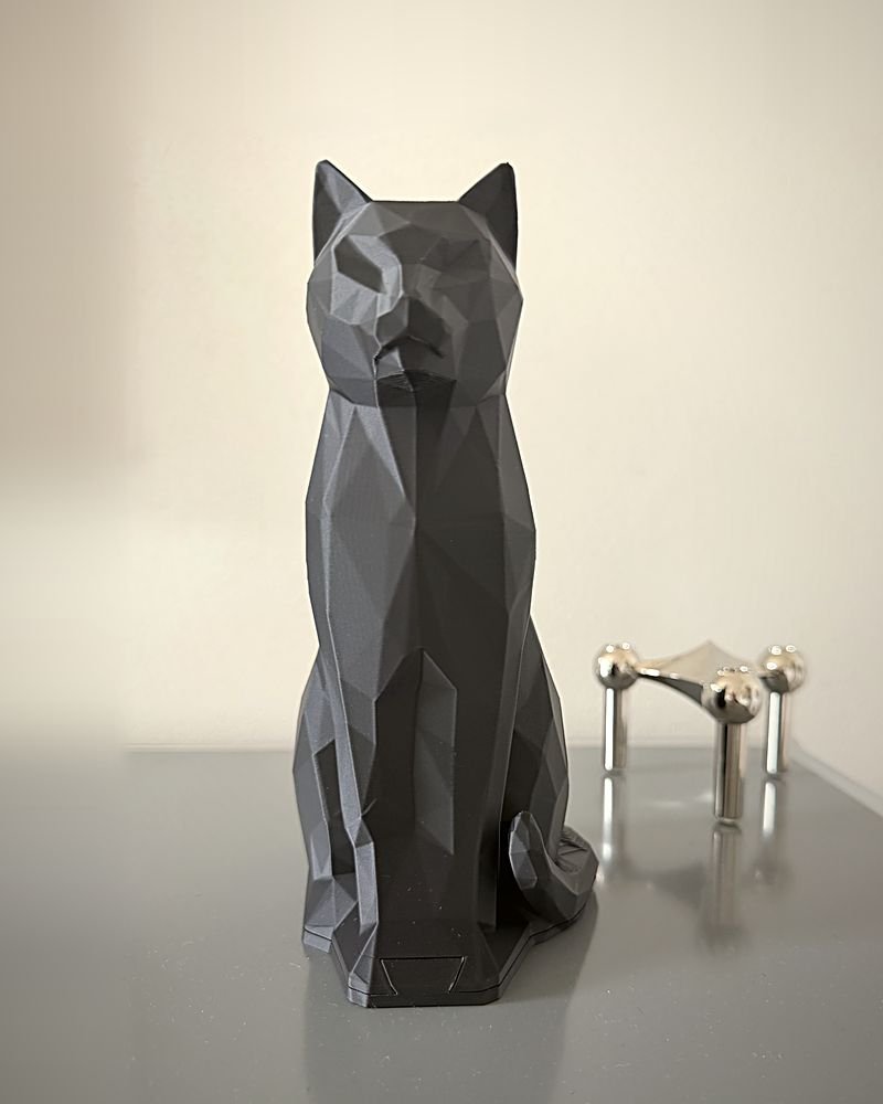 Facettierte Polygon-Katzenurne in Schwarz